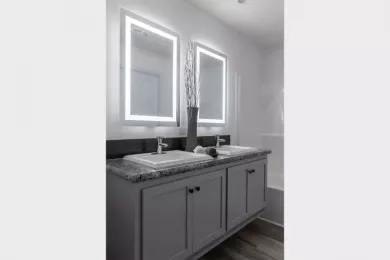 AAR-ADVANTAGE-PHOTO-2872-243-VANITY