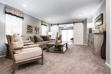 AAR-2868-245-GEORGETOWN-PHOTO-LIVING-2