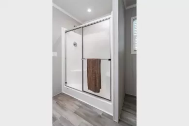 AAR-2868-245-GEORGETOWN-PHOTO-SHOWER