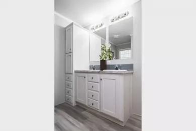 AAR-2868-245-GEORGETOWN-PHOTO-VANITY