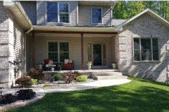 Front-Porch-Landscaped-of-Custom-2-Story