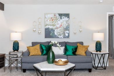 AAC-RESIDENCE-SECTIONAL-HIGHLAND-PARK-6430-MS038-SECT-PICTURE-3