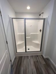 Roosevelt-Main-Bathroom