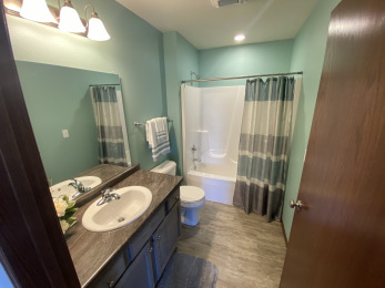 Washington-New-Brochure-Bath