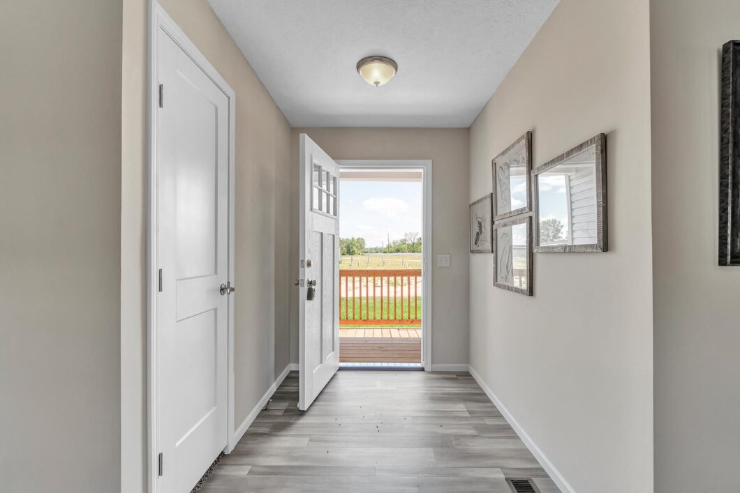 AAR-3276-211-Entry (2) - All American Dream Homes AAR-3276-211-Entry (2) | AADH